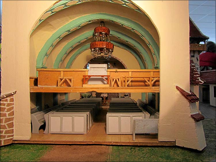 Die Almer Kirchenburg in Miniatur - Hergestellt von Gerhard Schenk sen.